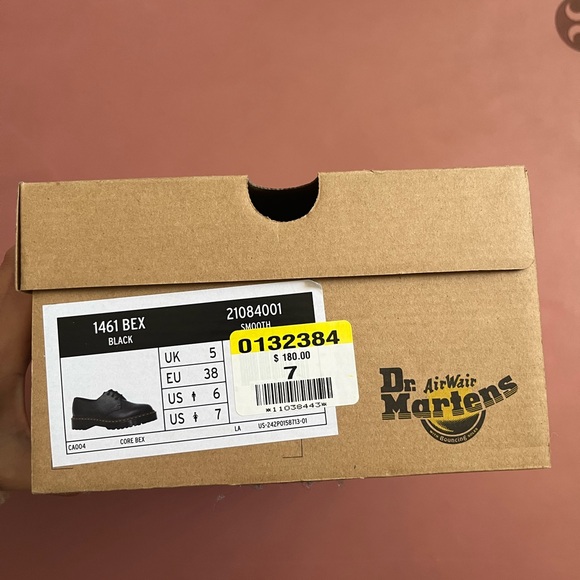 Dr. Martens shoes - Picture 3 of 6